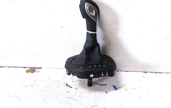 Ford B-MAX Gear shifter/selector DG9P7L010AAW