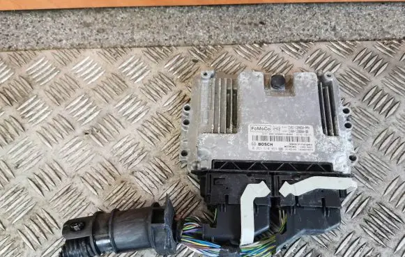 Ford Focus Engine control unit/module CV6112A650AMH
