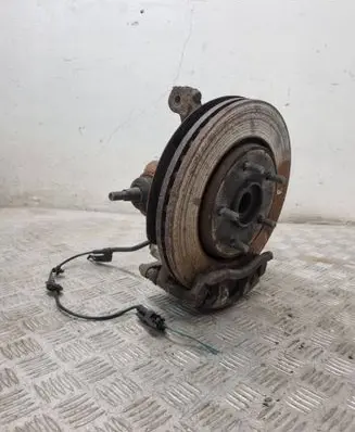Dodge Journey Front wheel hub
