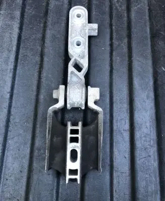 Volvo S90, V90 Gearbox mount 31359890 31339956 31330594