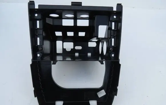 Volvo XC90 Radio/GPS head unit trim 30722808