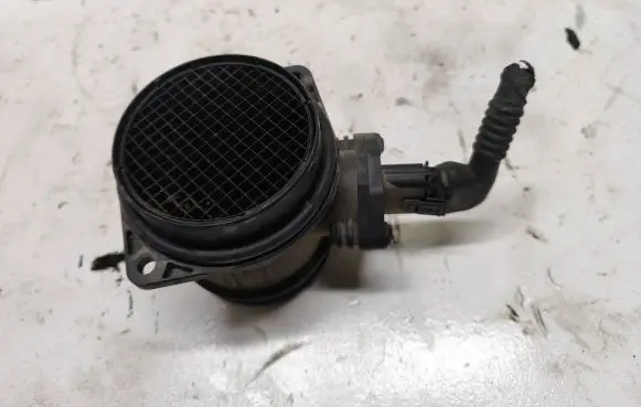 Volvo V70 Mass air flow meter 8670115 0280218088