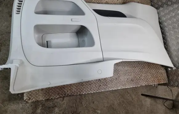 Chrysler Pacifica Trunk/boot side trim panel 5RJ23PD2AI 5RM05PD2AH