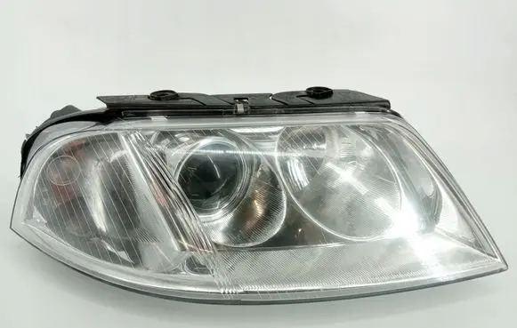 Volkswagen PASSAT B5.5 Headlight/headlamp 