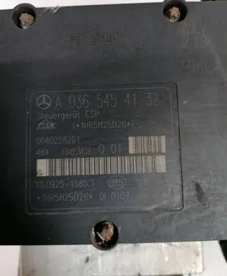 Mercedes-Benz C W203 ABS Pump A0365454132