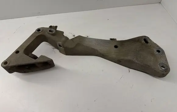 BMW X1 E84 Engine mounting bracket 13807410