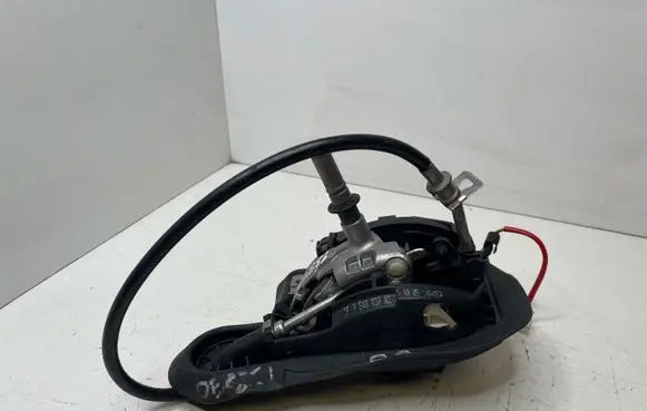 BMW 3 E90 E91 Gear shifter/selector 7548037
