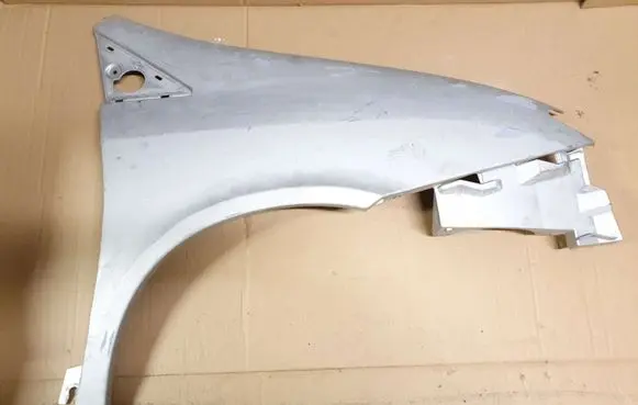 Lancia Phedra Fender