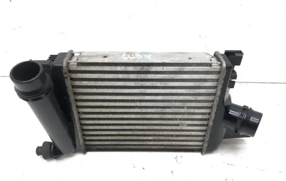 Renault Clio IV Intercooler radiator 144961381R