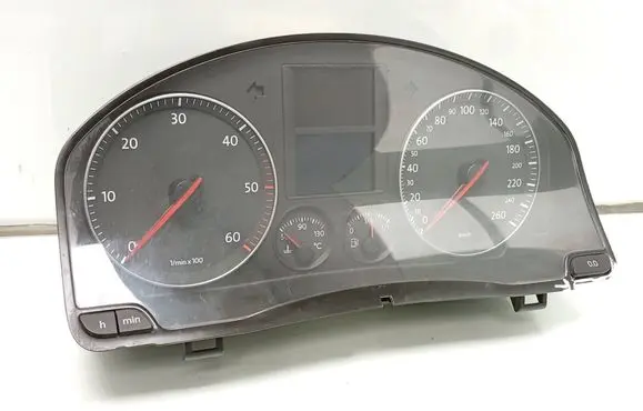 Speedometer (instrument cluster)