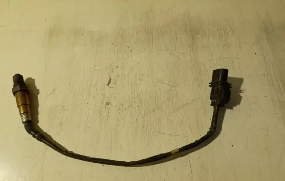 Volkswagen Touareg II Lambda probe sensor 059906262 0281004174