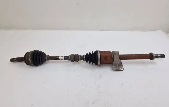 Nissan Qashqai Front driveshaft 10345944