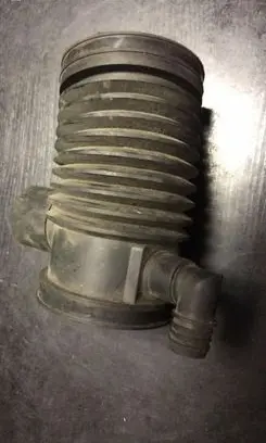 BMW 7 E38 Air intake hose/pipe 1432411