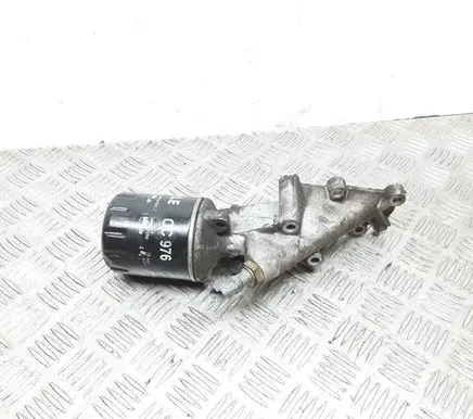 Peugeot 607 Oil filter mounting bracket 