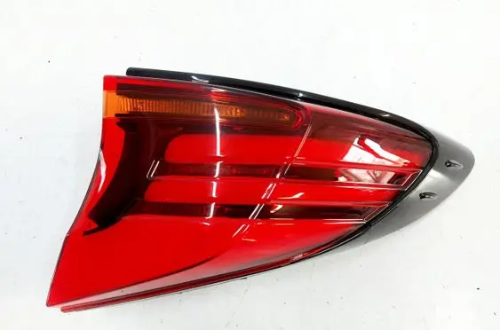 Toyota C-HR I Rear/tail lights 81660-F4130