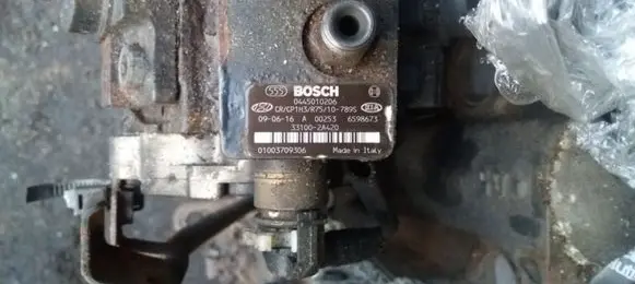 KIA Ceed Fuel injection high pressure pump 04455010206 331002A420 6598673