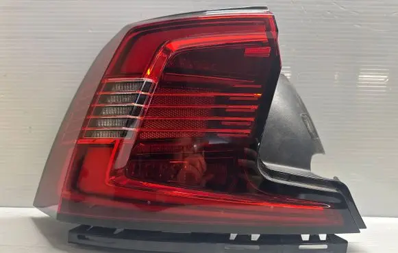 Volvo S90, V90 Rear/tail lights 31108925