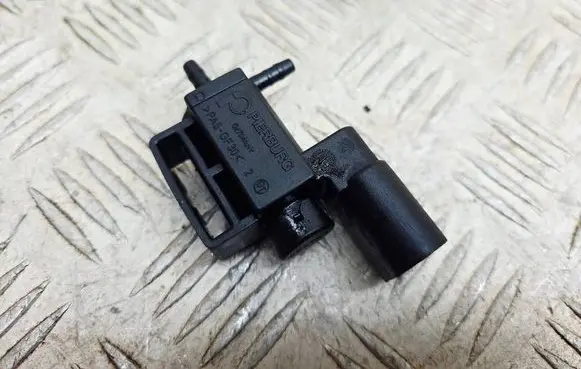 Audi A5 Sportback 8TA Turbo solenoid valve 037906283C 72288000
