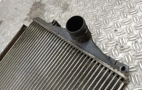 Coolant radiator