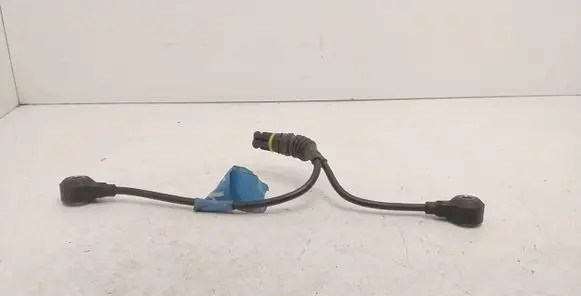 BMW 5 E39 Detonation knock sensor 1703276