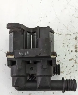Coolant heater control valve