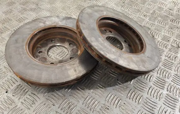 Mercedes-Benz C W203 Front brake disc A2034210312 A203421031290