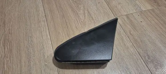 Toyota Auris E180 Fender end trim 6011802110