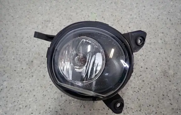 Toyota Corolla E120 E130 Front fog light 8121002090