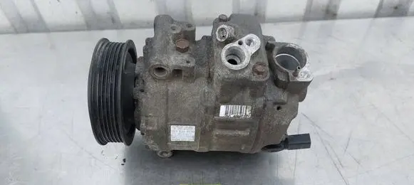 Volkswagen Crafter Air conditioning (A/C) compressor (pump) 2E0820803B 0002300311