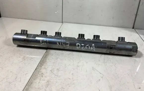 BMW 5 E60 E61 Fuel main line pipe 780912902