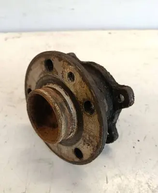 Volvo V60 Rear wheel hub 