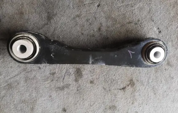 BMW 5 G30 G31 Rear control arm 20343410