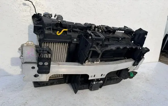 Peugeot 2008 II Radiator support slam panel 