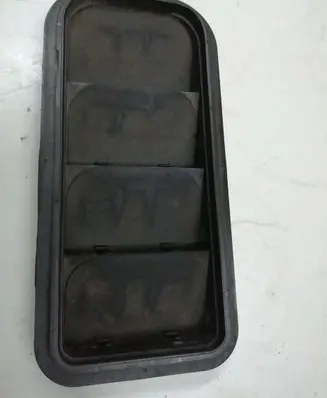 Volkswagen Sharan Quarter panel pressure vent 7N0819465A