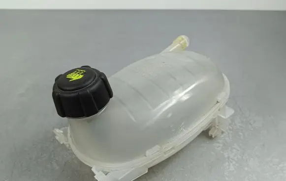 Renault Arkana Coolant expansion tank/reservoir 217102572R