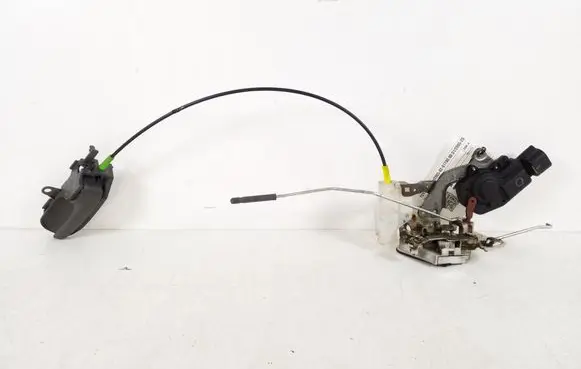 Toyota Aygo AB10 Front door lock 69030-0H020