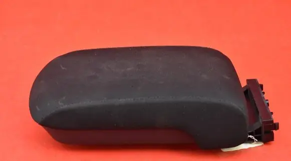 Mitsubishi Lancer VIII Armrest 0950-50107-2