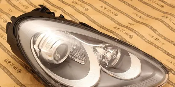 Porsche Cayenne (92A) Headlight/headlamp 7P5941032CA