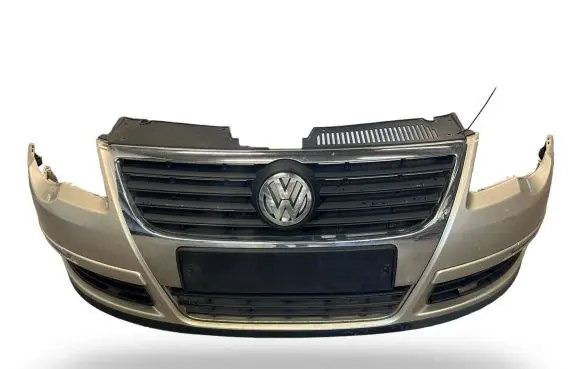 Volkswagen PASSAT B6 Front bumper 3C0805903 3C0807221A