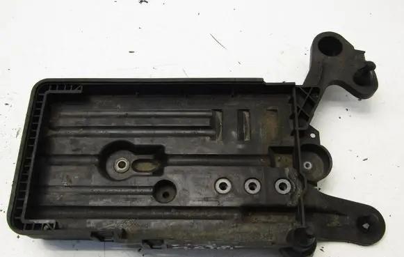 Audi A3 S3 8V Battery box tray 5Q0915321G