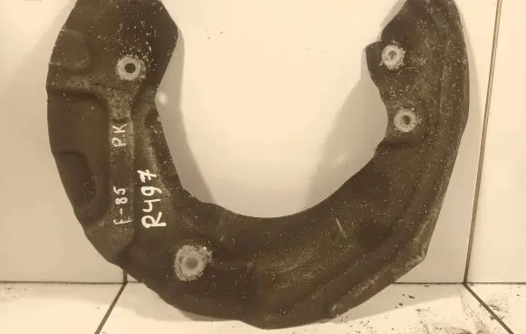 BMW 1 E81 E87 Front brake disc dust cover plate 