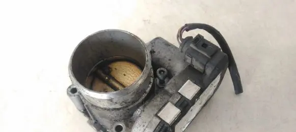 Volvo V50 Throttle valve