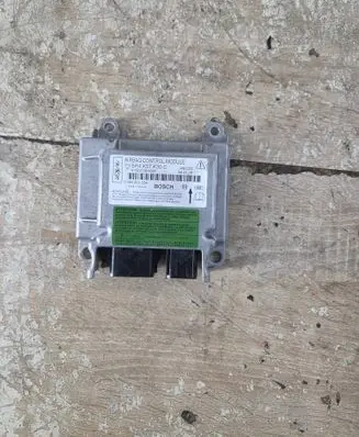 Mazda 3 I Airbag control unit/module BP4K57K30C 670007364301 0285001554