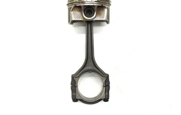 Jeep Cherokee Piston with connecting rod 68088072AF
