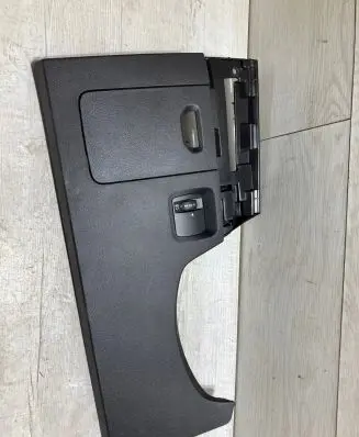 Dashboard lower bottom trim panel