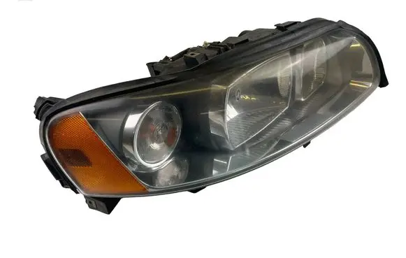 Volvo V70 Headlight/headlamp 30698836