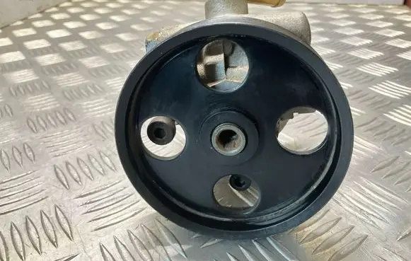 Citroen Evasion Power steering pump PW680553