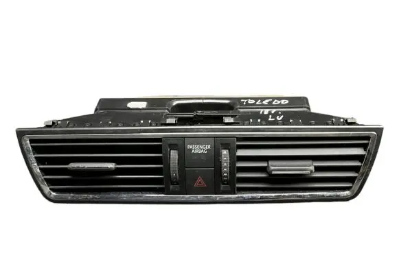Seat Toledo IV (NH) Dash center air vent grill