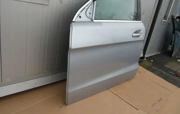 Mercedes-Benz ML W166 Front door A1669000318
