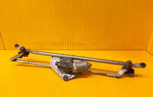 Chevrolet Camaro Front wiper linkage and motor 20955389